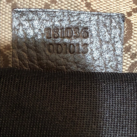 Gucci Monogram Handbag - Picture 3 of 6